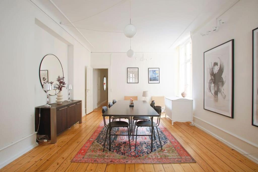 Large & Bright 3Br Apartment W Whirlpool Near Metro Kopenhagen Bagian luar foto