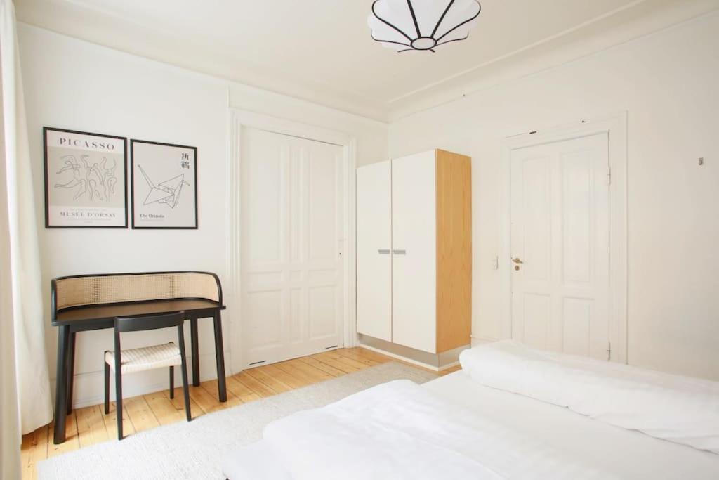 Large & Bright 3Br Apartment W Whirlpool Near Metro Kopenhagen Bagian luar foto