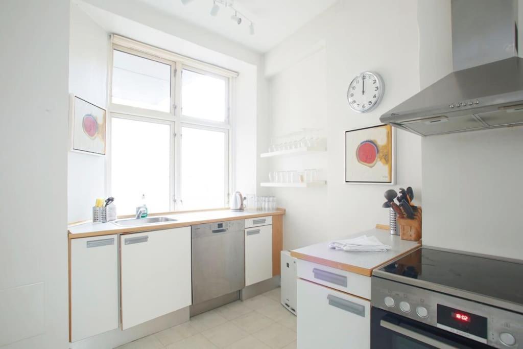 Large & Bright 3Br Apartment W Whirlpool Near Metro Kopenhagen Bagian luar foto